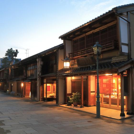 Nishi Chaya District